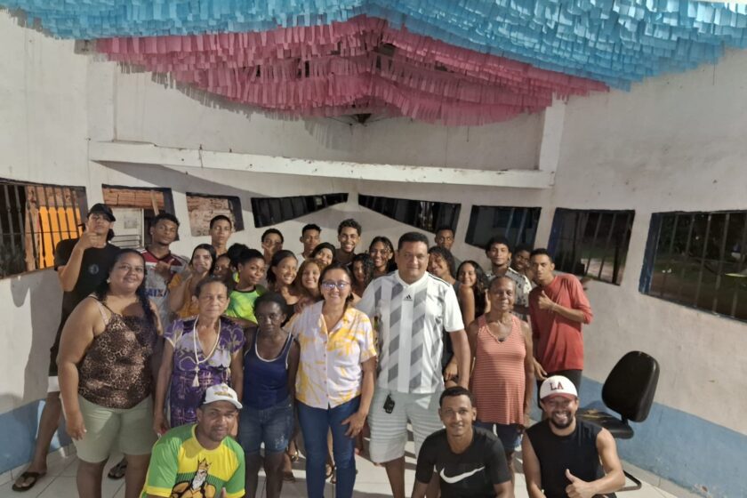Paço do Lumiar: infraestrutura e serviços públicos são temas de reunião de Alexisandra Garcia com moradores