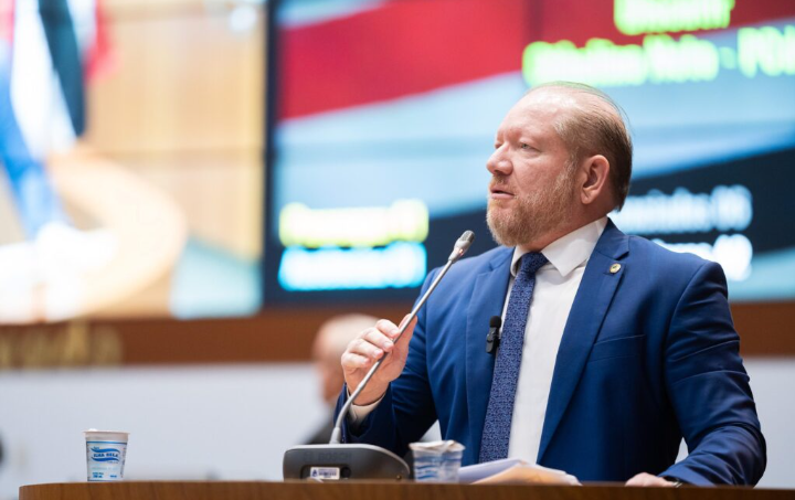 Deputado Othelino Neto expõe razões para votar contra empréstimo de R$ 1,9 bilhão para governo do Maranhão