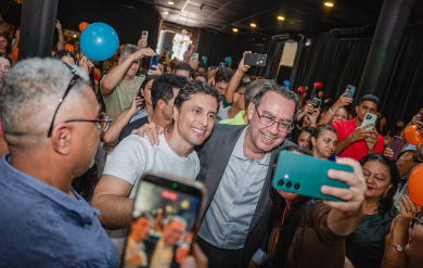 Duarte Júnior reúne mais de 3 mil pessoas com Augusto Cury em São Luís e lança pré-candidatura ao Senado